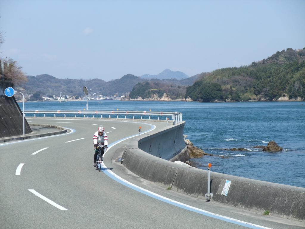 Cyclo No Ie Hotel Imabari Exterior foto